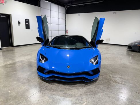 Used 2018 Lamborghini Aventador S AWD/4WD image 51