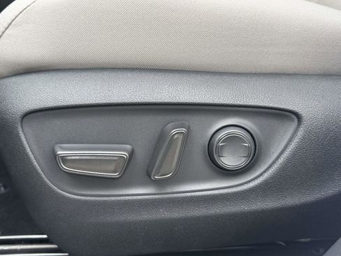 New 2025 Toyota RAV4 XLE image 18