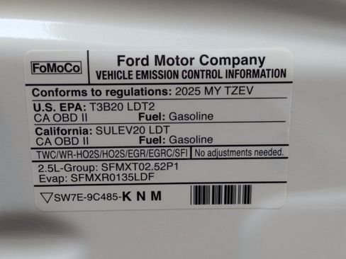 Certified 2025 Ford Escape SE w/ PHEV Premium Package FWD image 28