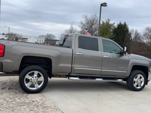 Used 2017 Chevrolet Silverado 2500 LTZ w/ Vortec Plus Package image 9