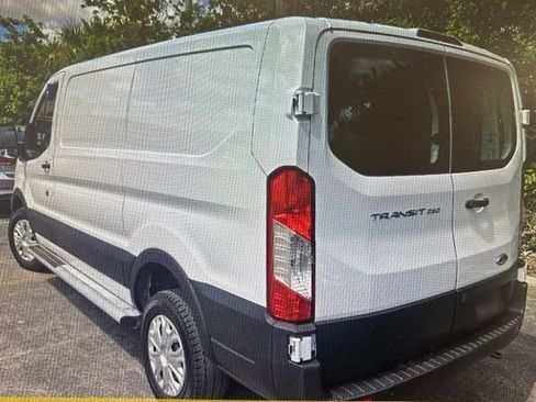 Used 2025 Ford Transit 250 Low Roof w/ Exterior Upgrade Package RWD image 2