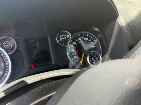 Used 2022 RAM 3500 Tradesman w/ Chrome Appearance Group AWD/4WD image 14