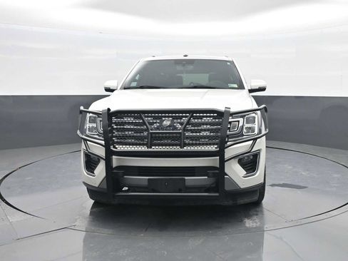 Used 2019 Ford Expedition Max Limited w/ Equipment Group 301A AWD/4WD image 3