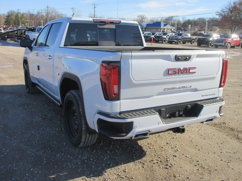 New 2026 GMC Sierra 1500 Denali w/ Denali Reserve Package image 9