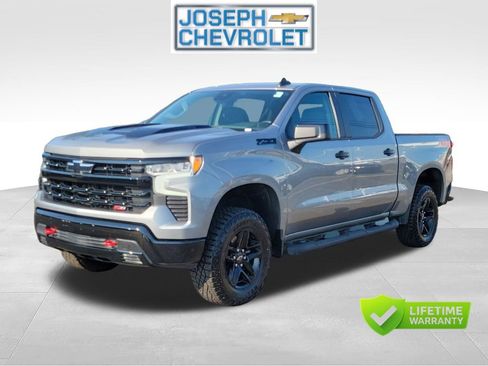 Used 2023 Chevrolet Silverado 1500 LT Trail Boss w/ Protection Package AWD/4WD image 2