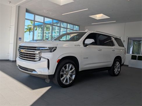 Used 2024 Chevrolet Tahoe High Country image 3