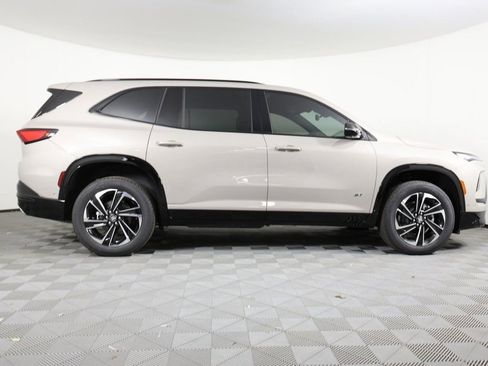 New 2026 Buick Enclave Sport Touring w/ Super Cruise Package image 4