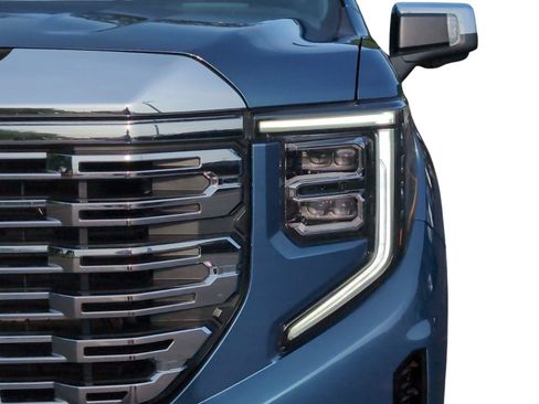 Used 2025 GMC Sierra 1500 Denali w/ Denali Reserve Package AWD/4WD image 11