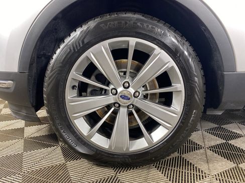 Used 2018 Ford Explorer Limited image 23