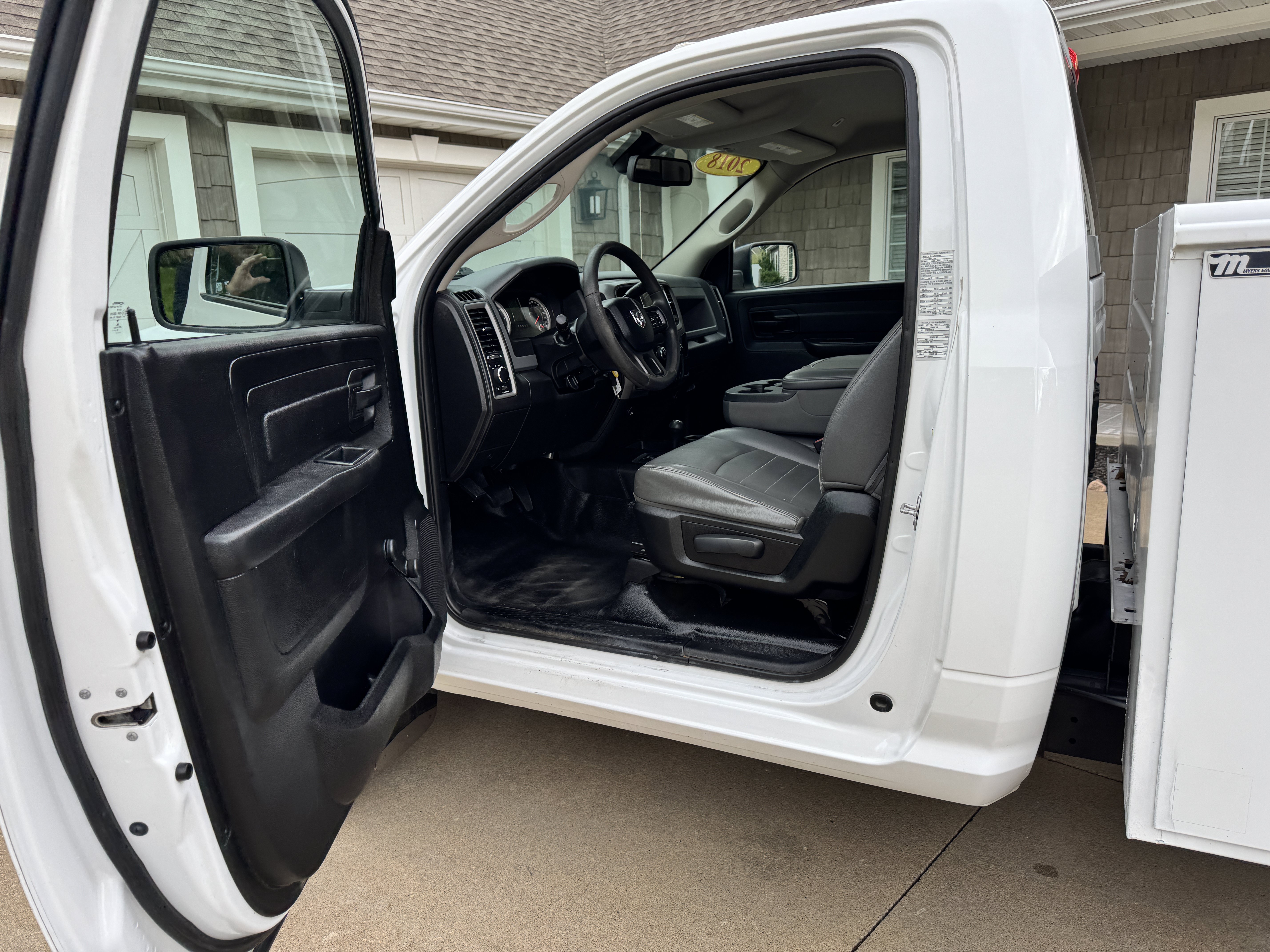 Used 2018 RAM 2500 Tradesman w/ Snow Chief Group AWD/4WD image 13