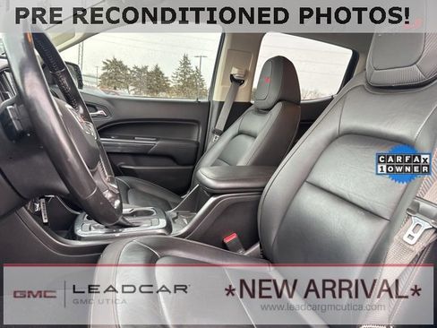 Used 2022 GMC Canyon AT4 w/ Trailering Package image 18