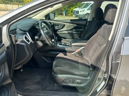 Used 2018 Nissan Murano SV FWD image 9