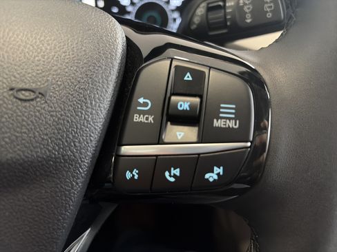 Used 2022 Ford Escape SE w/ SE Sport Appearance Package FWD image 18