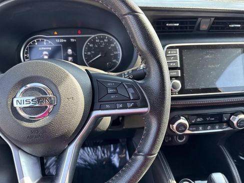 Used 2019 Nissan Kicks SR w/ SR Premium Package image 28