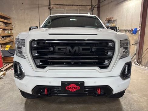 Used 2021 GMC Sierra 1500 AT4 w/ Technology Package image 2