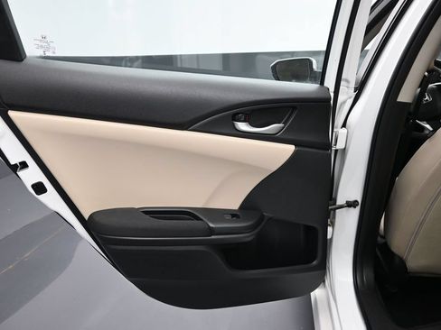 Used 2019 Honda Civic EX image 25