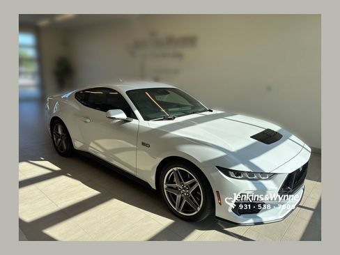Used 2024 Ford Mustang GT Premium RWD image 1