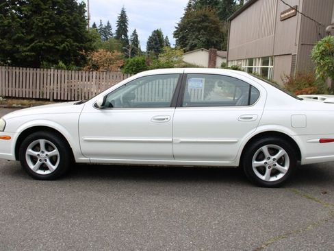 Used 2001 Nissan Maxima SE FWD image 12