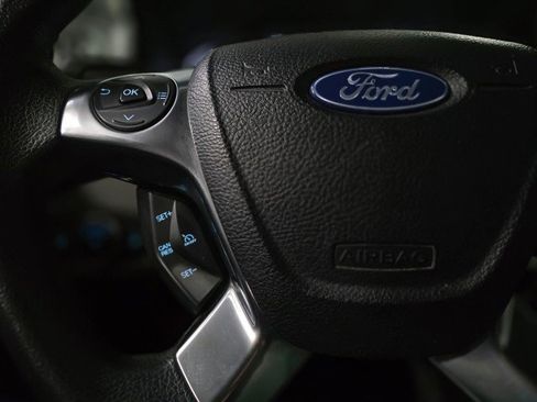 Used 2021 Ford Transit Connect XL image 17