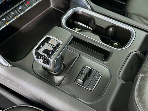 Used 2023 GMC Sierra 1500 Denali w/ Denali Reserve Package image 18