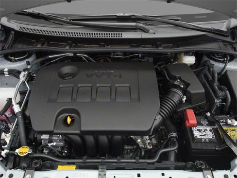 Used 2013 Toyota Corolla L FWD image 13