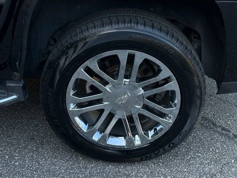 Used 2019 Cadillac Escalade 2WD image 35