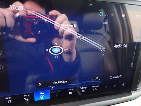 Used 2024 Ford F350 Lariat w/ FX4 Off-Road Package image 4