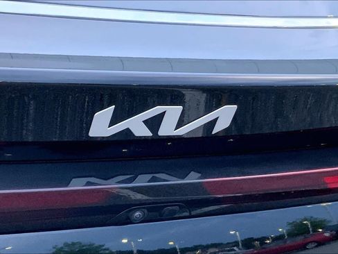Used 2025 Kia K5 LXS FWD image 10