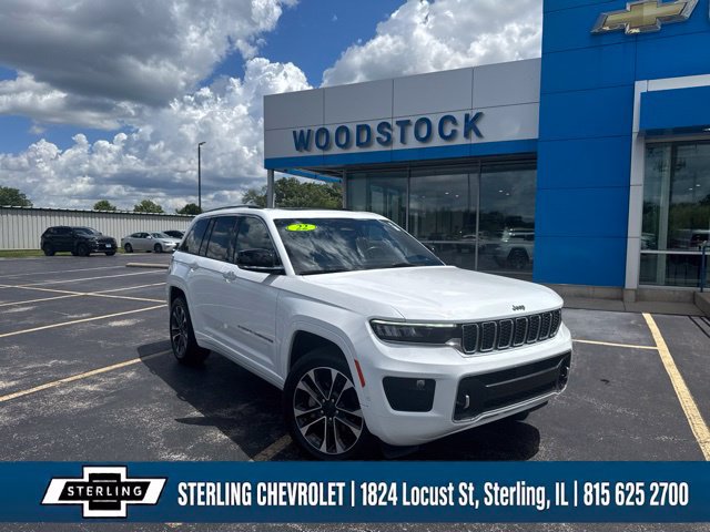 Used 2022 Jeep Grand Cherokee Overland w/ Luxury Tech Group IV AWD/4WD image 1