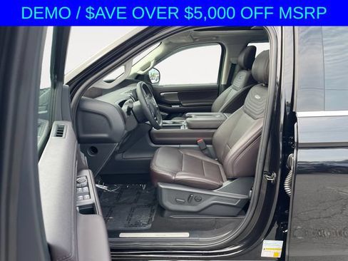 New 2026 Ford Expedition Platinum w/ Platinum Ultimate Package AWD/4WD image 9