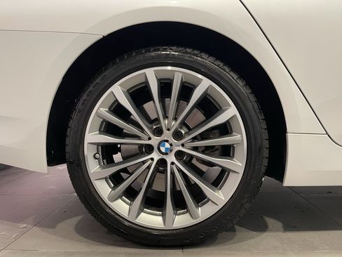 Used 2023 BMW 540i xDrive w/ Premium Package AWD/4WD image 40