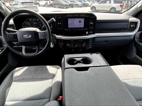 Used 2024 Ford F250 XLT image 14
