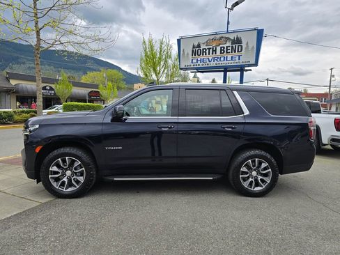 Used 2021 Chevrolet Tahoe LT w/ LT Signature Package AWD/4WD image 8