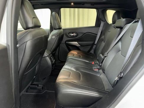 Used 2021 Jeep Cherokee Latitude Lux 80th Anniv w/ Quick Order Package 26U 80TH AWD/4WD image 18