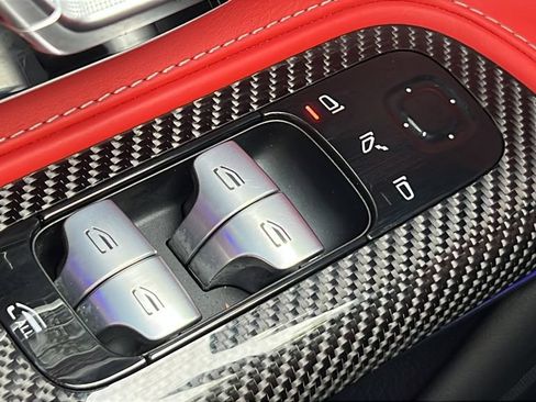 Used 2022 Mercedes-Benz SL 55 AMG 4MATIC image 19