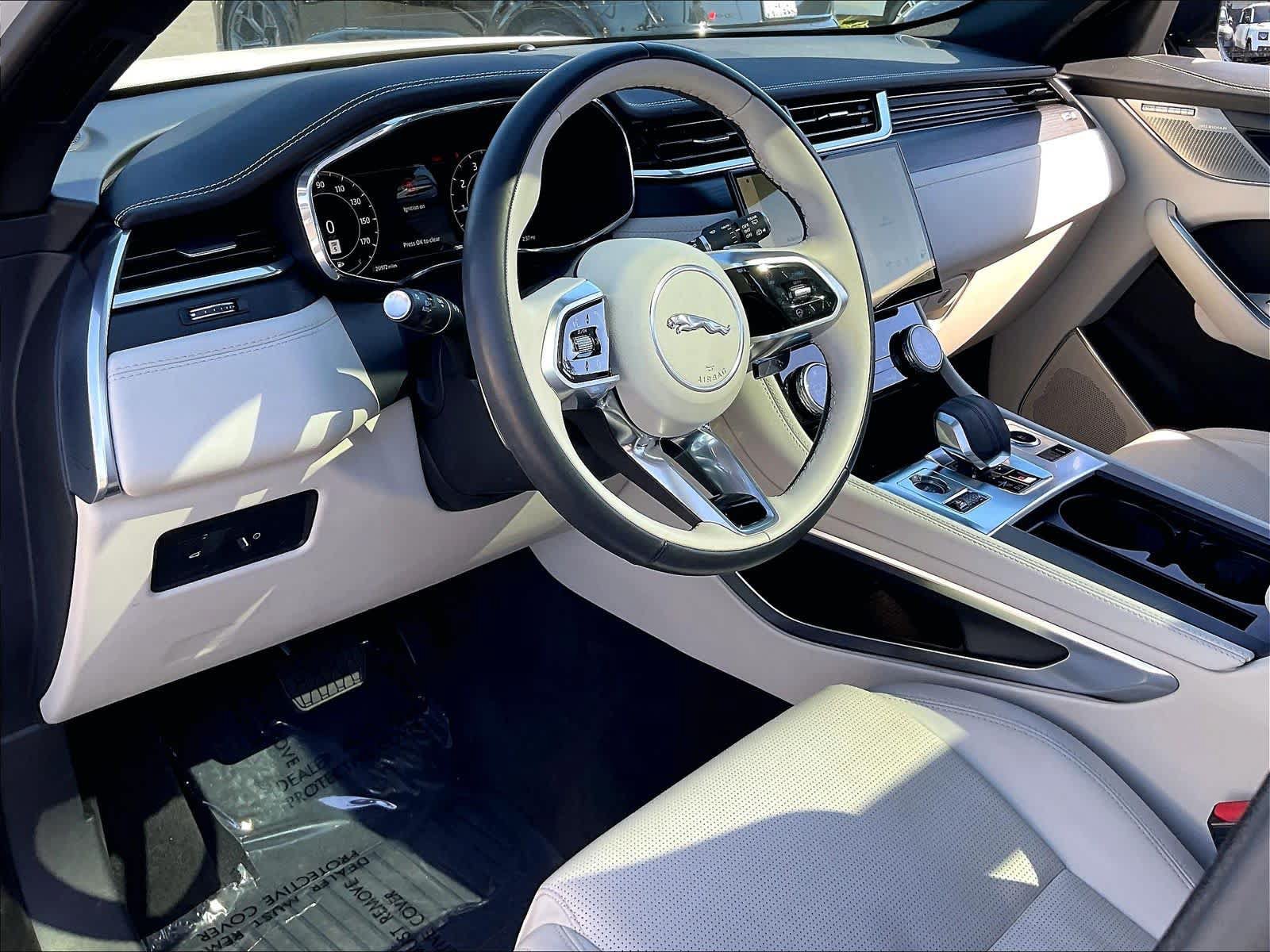 Used 2024 Jaguar F-PACE R-Dynamic S AWD/4WD image 16