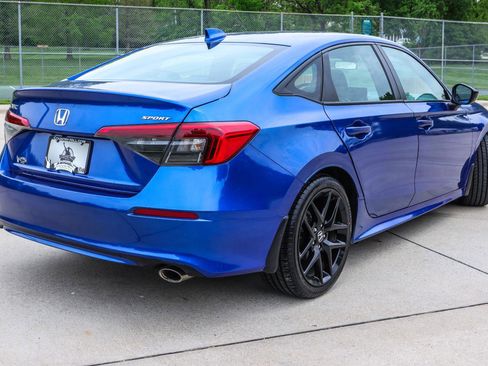 Used 2022 Honda Civic Sport image 15