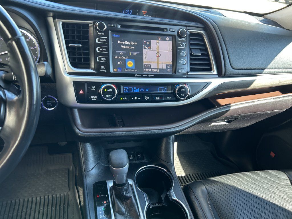 Certified 2019 Toyota Highlander Limited AWD/4WD image 20