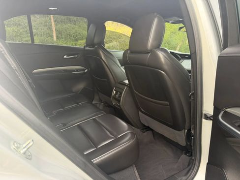 Used 2020 Cadillac XT4 Premium Luxury FWD image 19