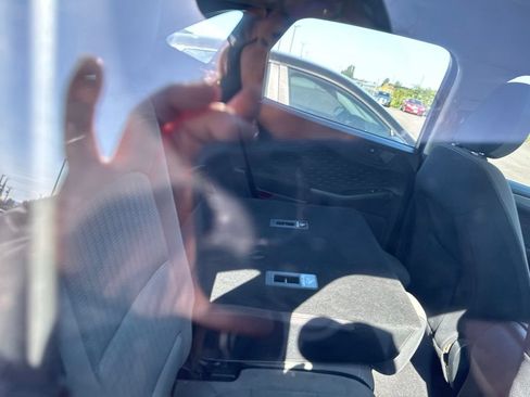 Used 2020 Ford Escape S FWD image 9