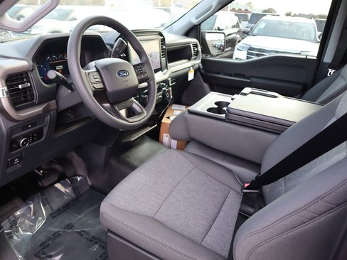 New 2025 Ford F150 XL w/ Equipment Group 103A High image 15
