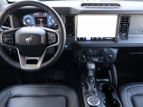 New 2025 Ford Bronco Badlands AWD/4WD image 6