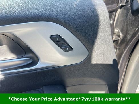 Certified 2022 Chrysler Pacifica Touring-L w/ S Appearance Package image 50