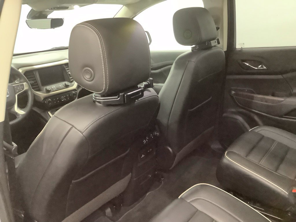 Used 2023 GMC Acadia Denali w/ Denali Technology Package AWD/4WD image 9