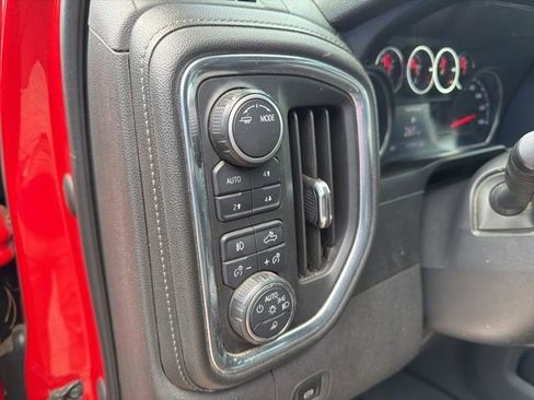 Used 2020 Chevrolet Silverado 1500 LT Trail Boss AWD/4WD image 16