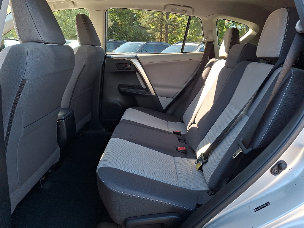 Used 2013 Toyota RAV4 XLE AWD/4WD image 11