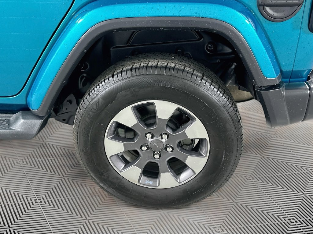 Used 2019 Jeep Wrangler Unlimited Sahara w/ LED Lighting Group AWD/4WD image 29
