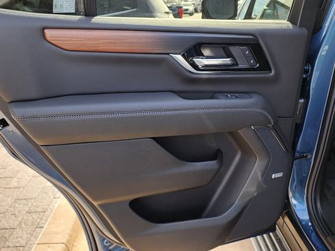 New 2026 GMC Yukon Denali w/ Denali Reserve Package image 49