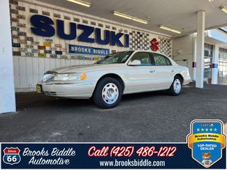 Used 2002 Lincoln Continental image 1