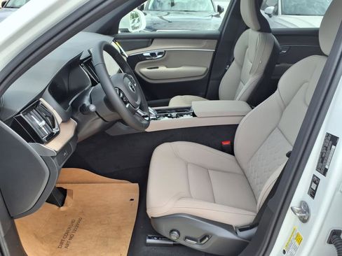 New 2026 Volvo XC90 B5 Plus image 13